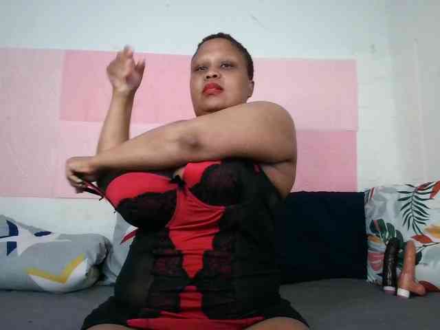 BIGTITTISXX