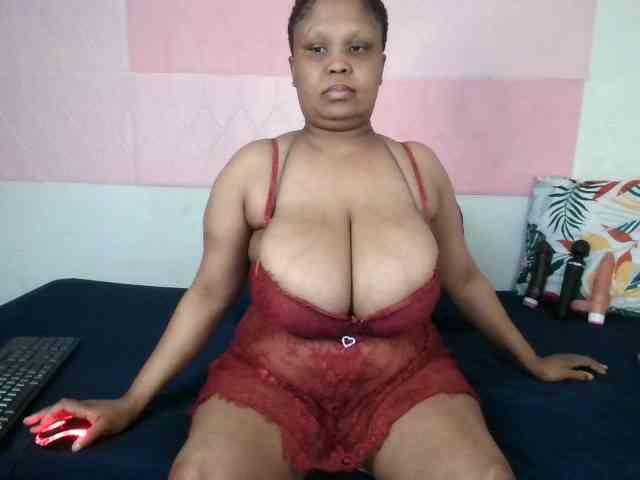 BIGTITTISXX BIGTITTISXX