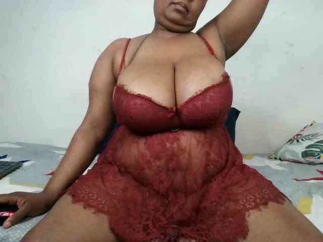 BIGTITTISXX