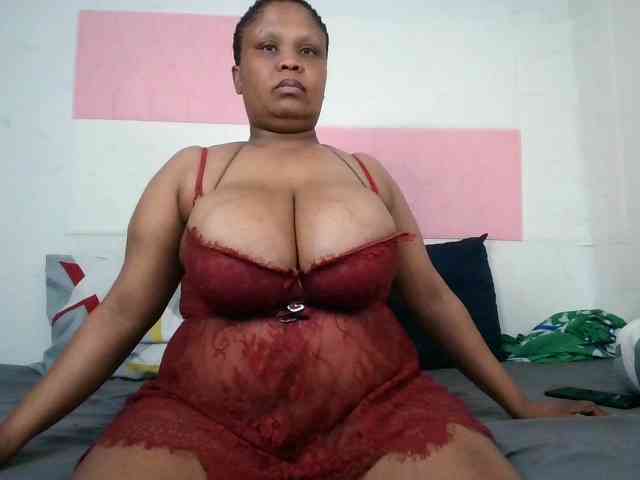 Model: BIGTITTISXX