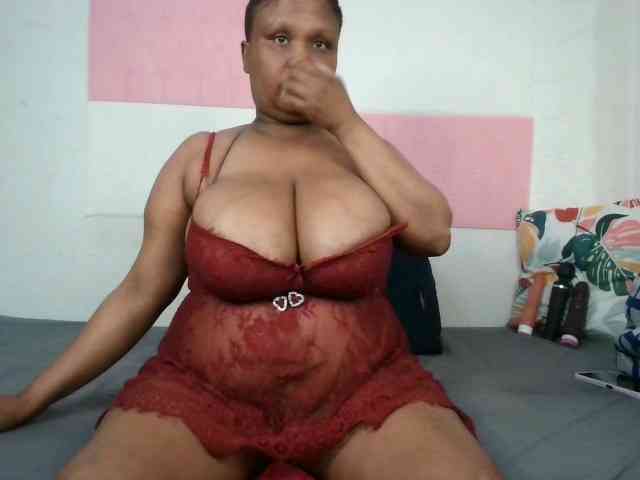 BIGTITTISXX BIGTITTISXX
