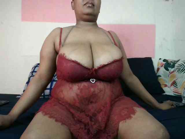 BIGTITTISXX