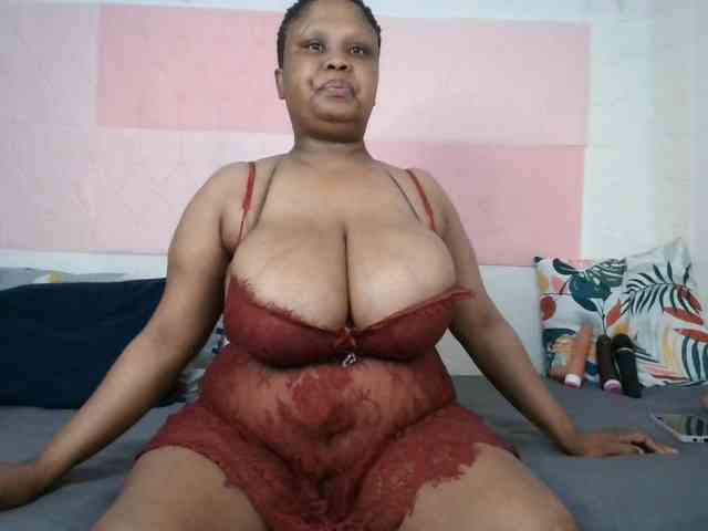 BIGTITTISXX