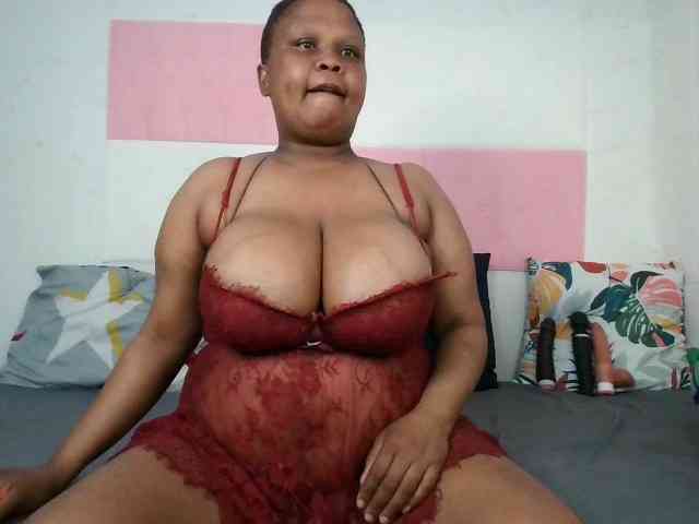 BIGTITTISXX BIGTITTISXX