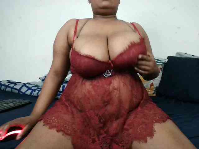 BIGTITTISXX