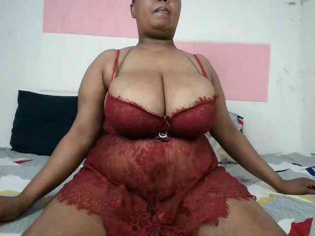 BIGTITTISXX