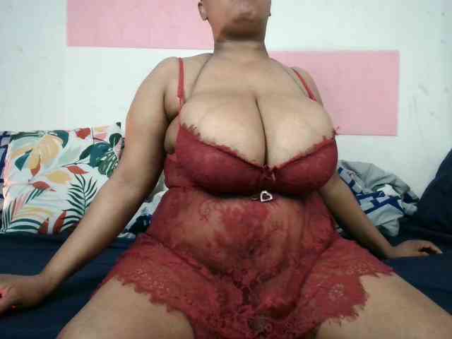 BIGTITTISXX BIGTITTISXX