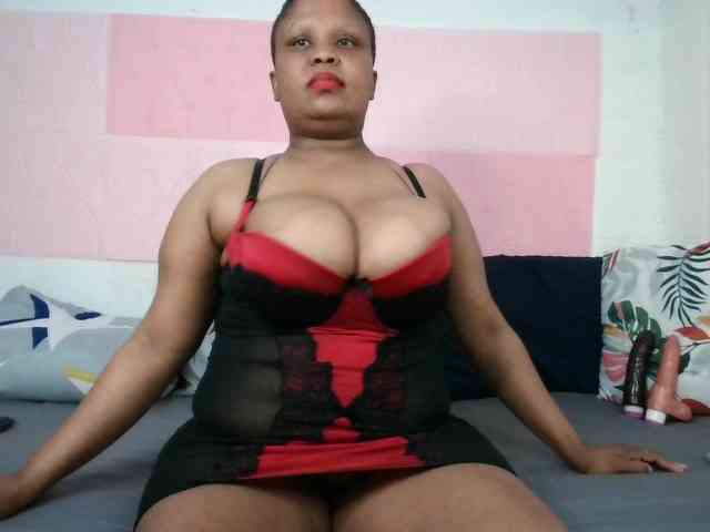 BIGTITTISXX