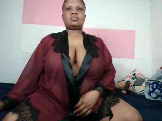 Model: BIGTITTISXX