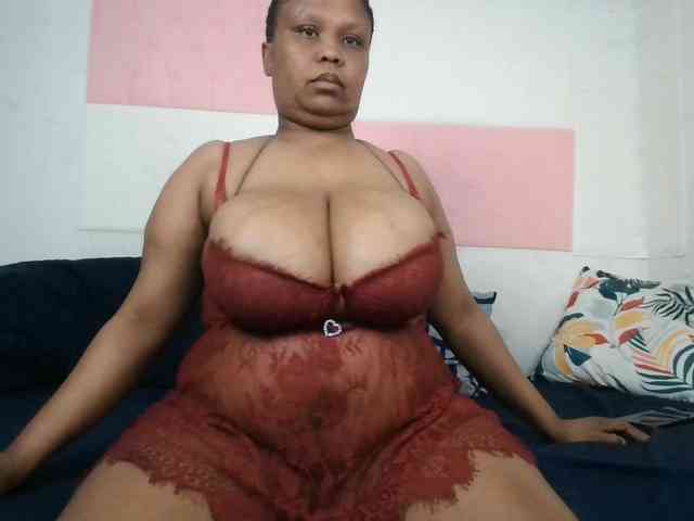 BIGTITTISXX