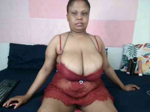 BIGTITTISXX