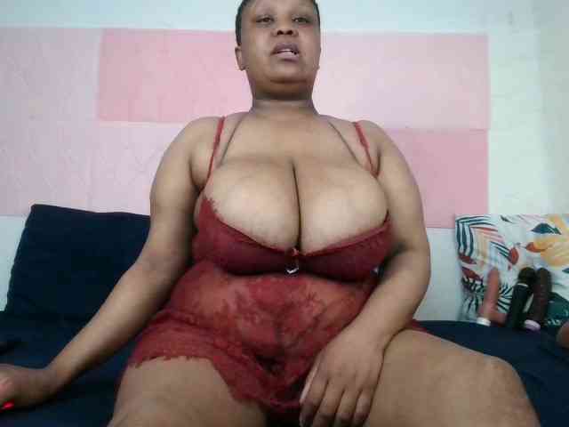 BIGTITTISXX