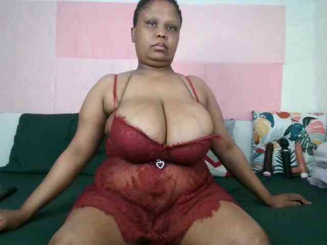 BIGTITTISXX