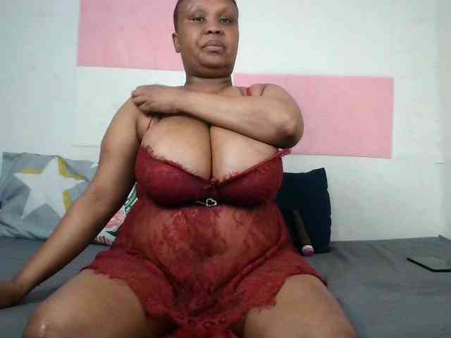 BIGTITTISXX