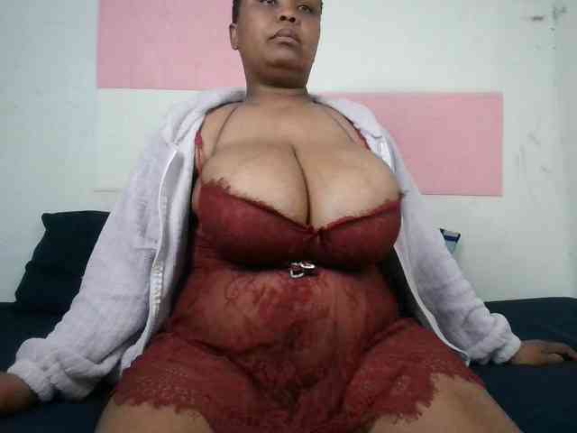 BIGTITTISXX BIGTITTISXX