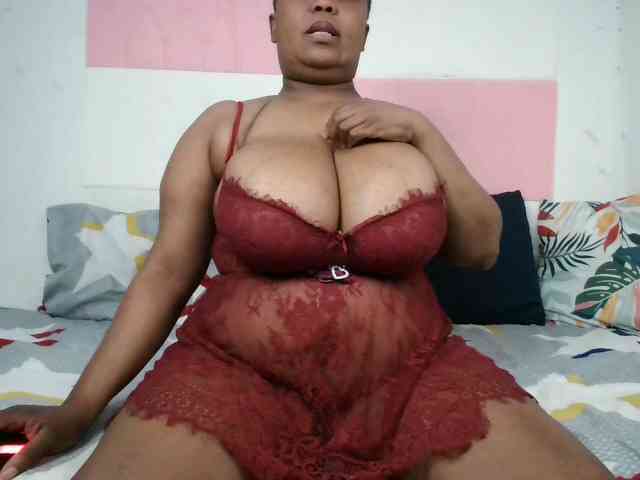 BIGTITTISXX BIGTITTISXX