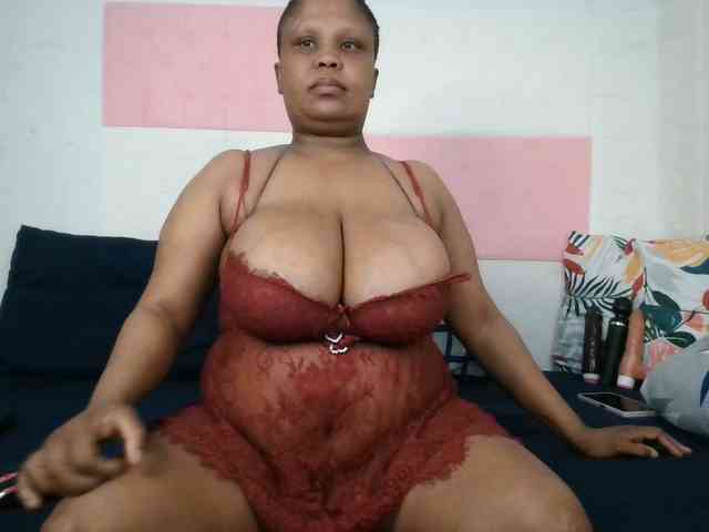 BIGTITTISXX