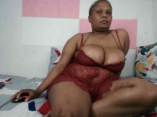 BIGTITTISXX BIGTITTISXX