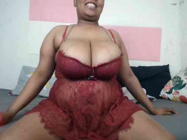 BIGTITTISXX