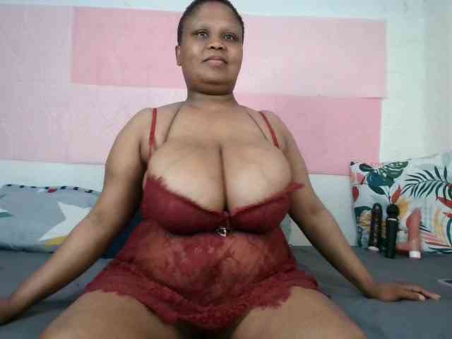 BIGTITTISXX