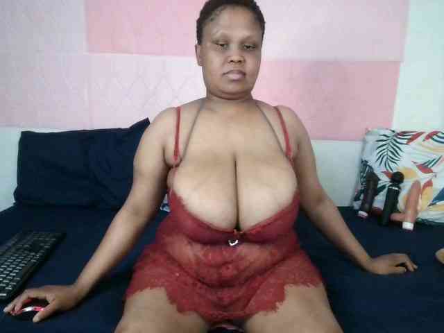 BIGTITTISXX