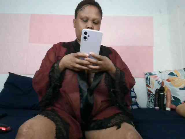 BIGTITTISXX