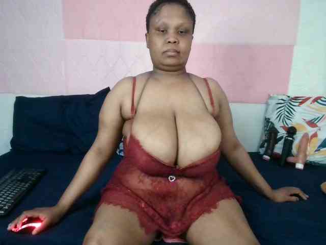 BIGTITTISXX