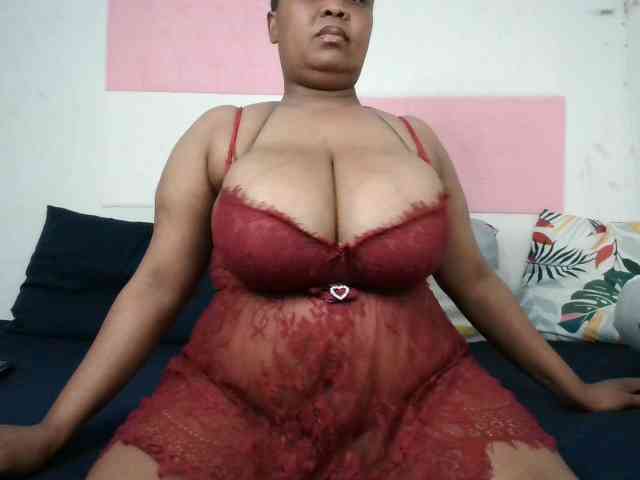 BIGTITTISXX