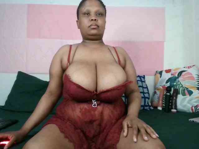 BIGTITTISXX BIGTITTISXX