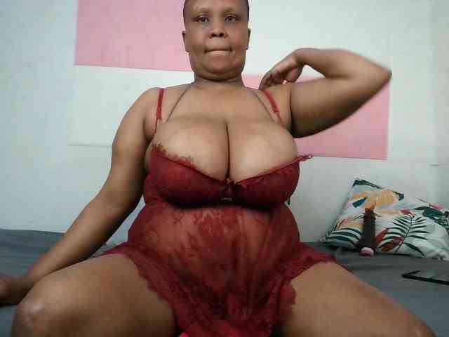 BIGTITTISXX