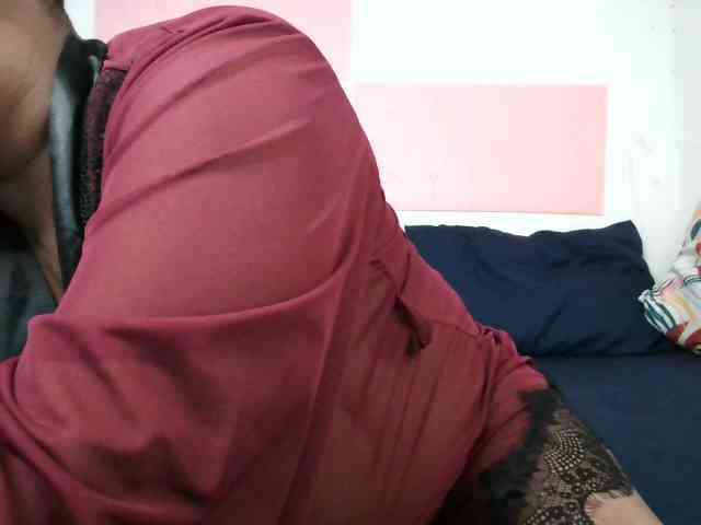 BIGTITTISXX webcam
