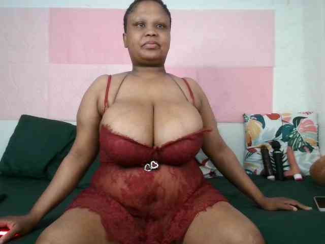 BIGTITTISXX