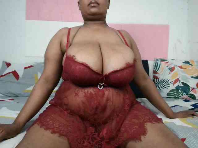 BIGTITTISXX