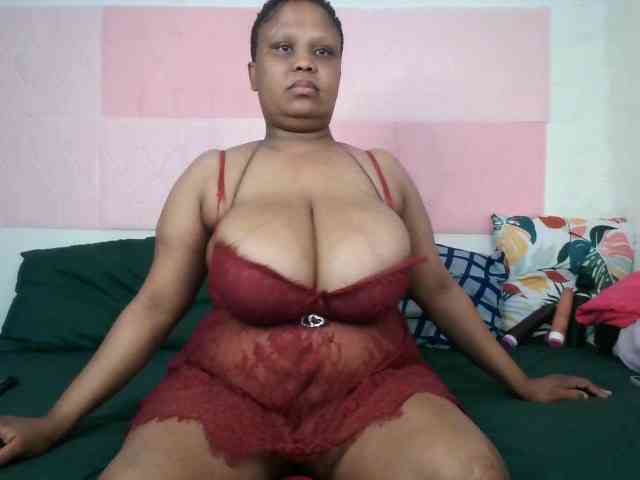 BIGTITTISXX