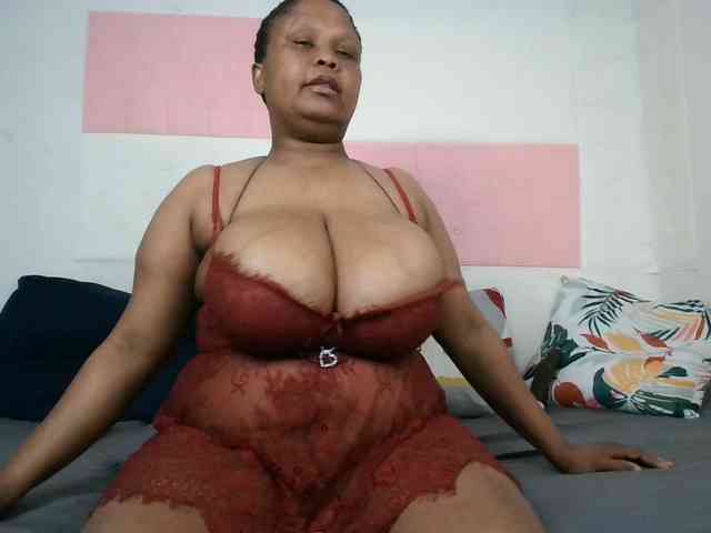 BIGTITTISXX