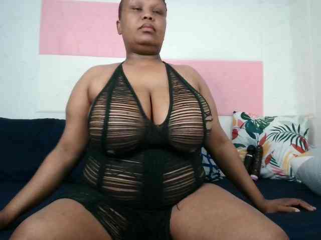 BIGTITTISXX BIGTITTISXX