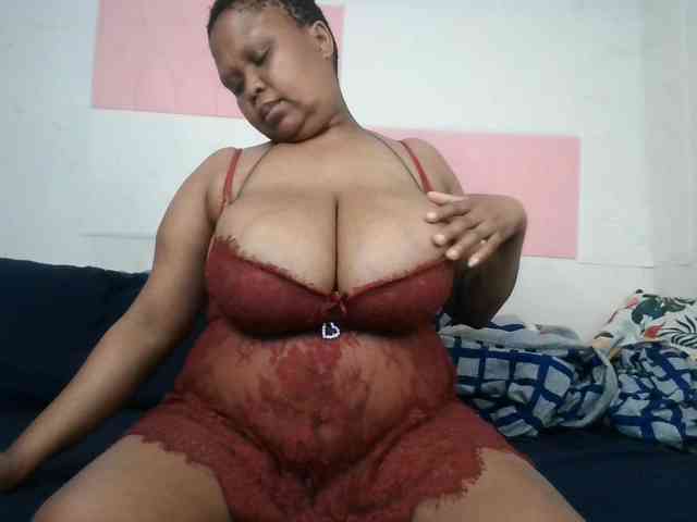 BIGTITTISXX BIGTITTISXX