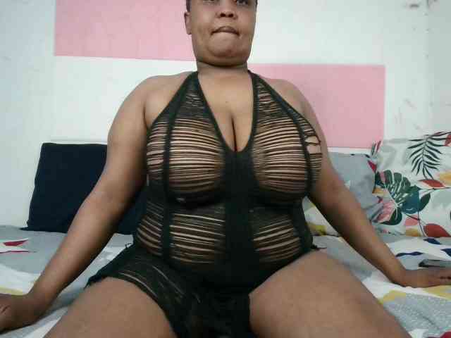 BIGTITTISXX