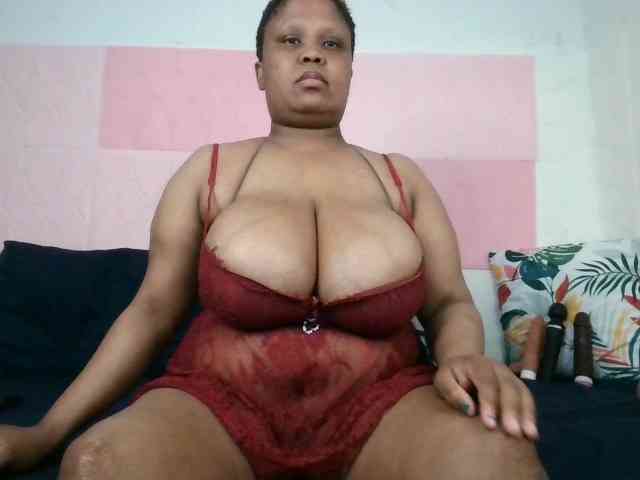 Model: BIGTITTISXX