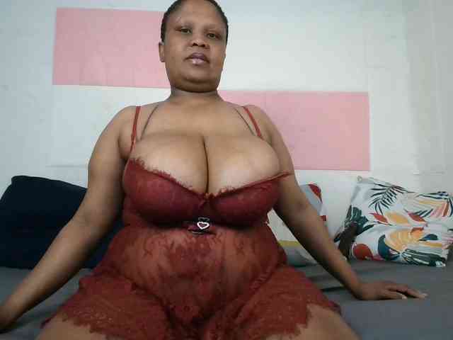 BIGTITTISXX webcam