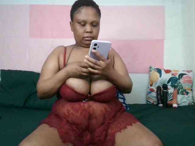 BIGTITTISXX