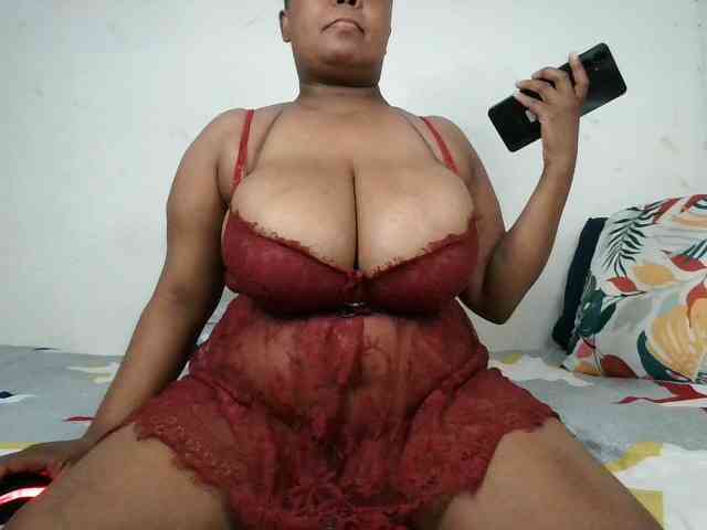 BIGTITTISXX