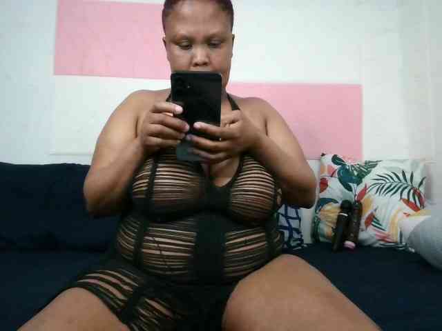 BIGTITTISXX