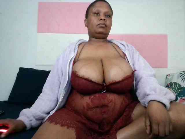 BIGTITTISXX BIGTITTISXX