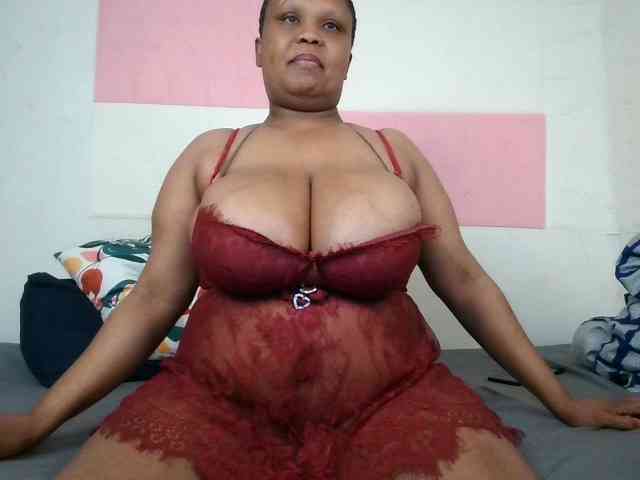BIGTITTISXX