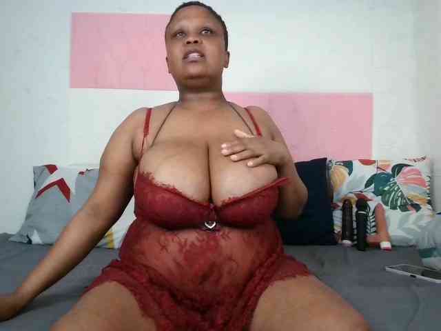 BIGTITTISXX