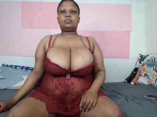 BIGTITTISXX