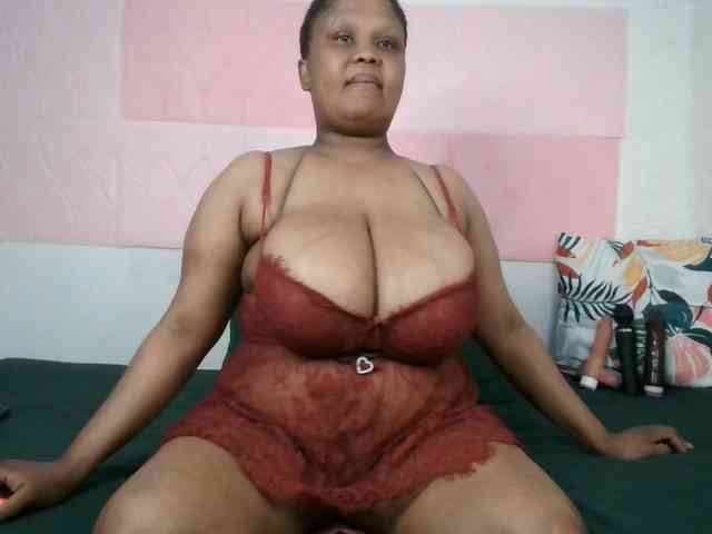 BIGTITTISXX