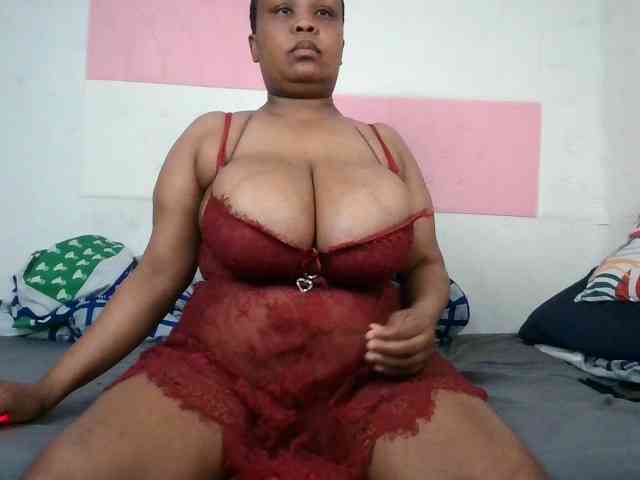 BIGTITTISXX