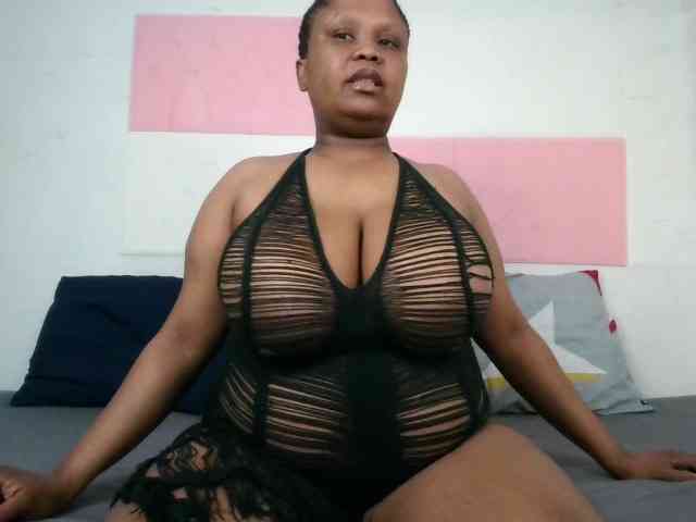 BIGTITTISXX webcam